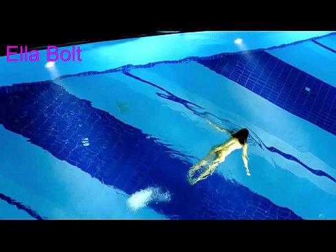 ❤️ No puc parar de mirar-la, jove rossa presa nedant nua a la piscina del complex ELLA BOLT ☑ Porno al ca.port-amurasso.ru ❌️❤